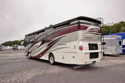 2017 tiffin motorhomes phaeton 36gh