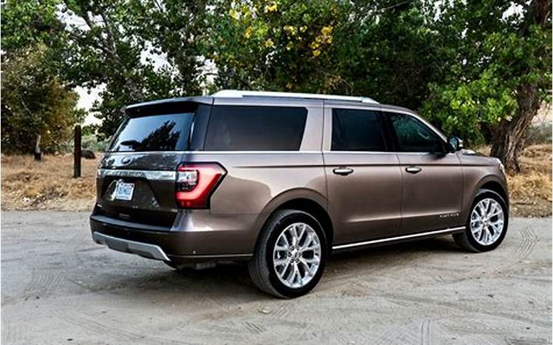 2018 Ford Expedition Platinum Features Image