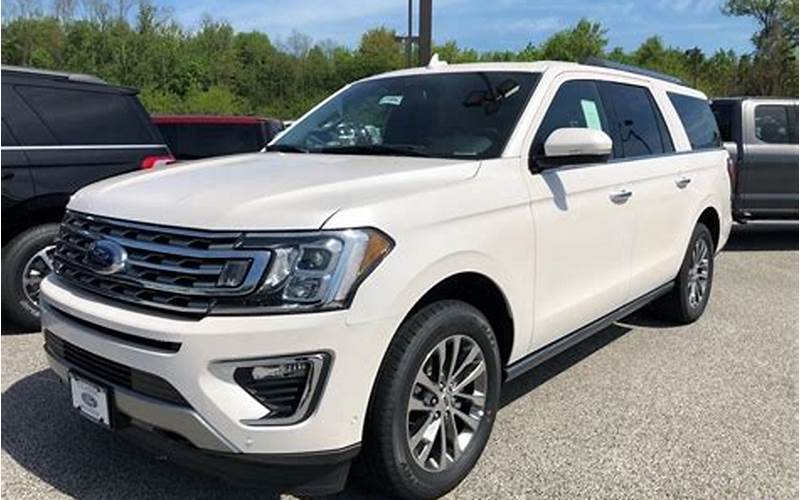 2018 White Ford Expedition Max