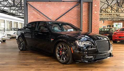 2018 Chrysler 300 All Black Limited In Gloss Photo No
