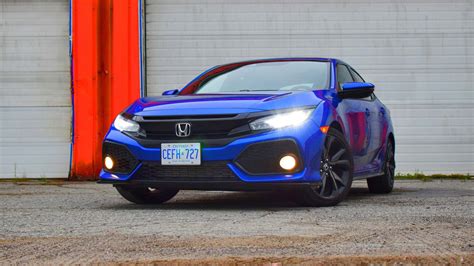 PreOwned 2018 Honda Civic Hatchback Sport Touring With Navigation