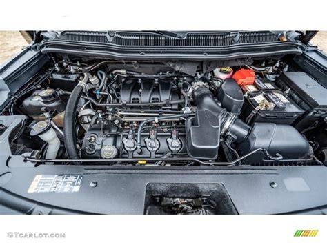 Close-up of a 2018 Ford Explorer Interceptor engine being started remotely.