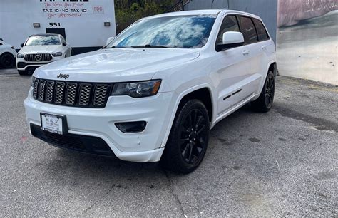 2018 jeep grand cherokee laredo value