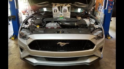2019 ford mustang gt 5.0 oil capacity