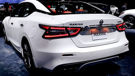 2019 nissan maxima platinum tire