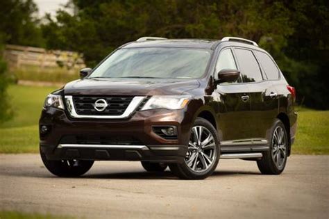 2019 nissan pathfinder review edmunds