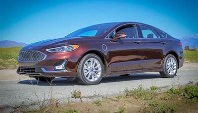 2020 Ford Fusion Features