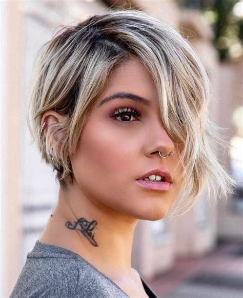 2020 Haircut Trends With Bangs