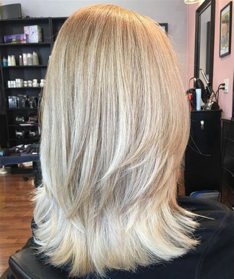 2020 Medium Layered Haircuts