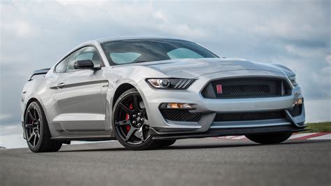 2020 ford mustang gt 350 hp