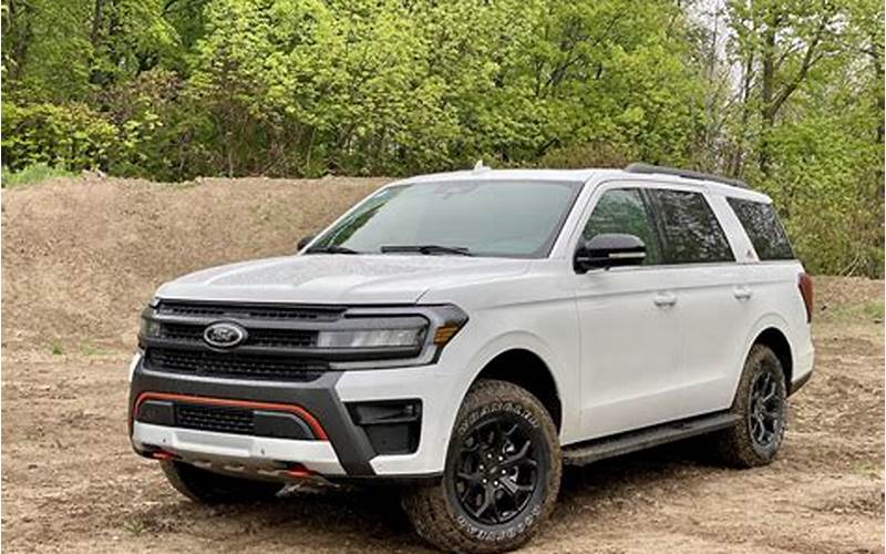 2022 Ford Expedition Off Road