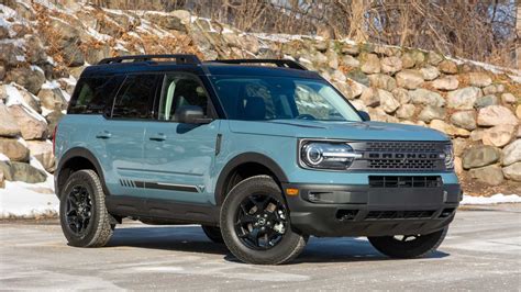 FormaCar Ford Bronco Overland gets ready for a journey