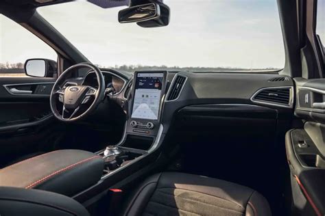 Interior view of the 2022 Ford Edge, showcasing its modern dashboard and comfortable seating