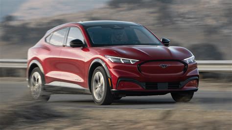 2022 ford mustang mach e curb weight