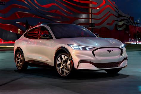 2022 ford mustang suv electric