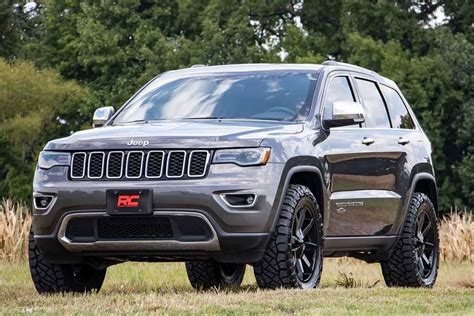 2022 jeep grand cherokee lifted price