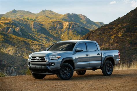 2022 toyota tacoma sr gas mileage