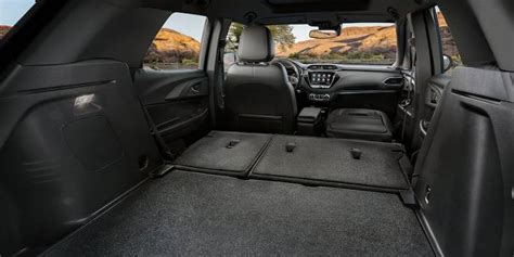 2023 chevrolet trailblazer cargo space