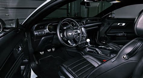 2023 ford mustang mach 1 interior