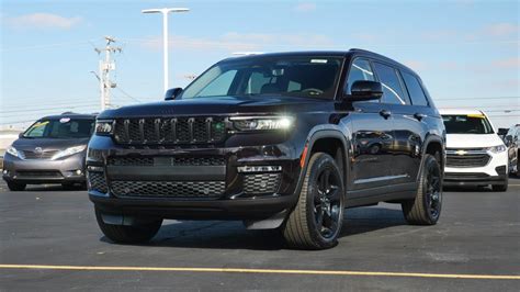 2023 jeep grand cherokee l limited black