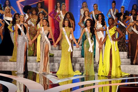 2023 miss usa swimsuits