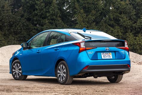 2023 toyota prius le awd hatchback