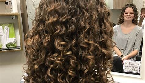 2024 Natural Curly Hair Perm Shoulder Length Spiral Short Before And After