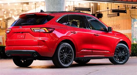 2024 Ford Escape ST engine and performance
