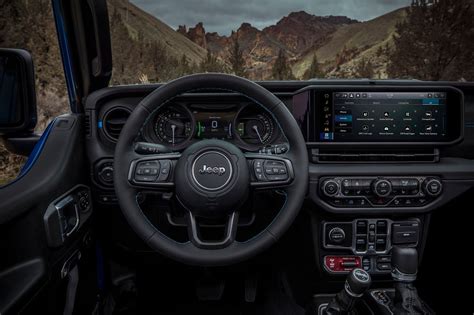 2024 jeep wrangler interior pictures