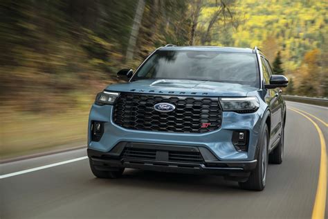 Handling and driving dynamics of the 2025 Ford Explorer ST for sale