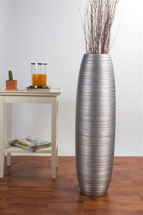 22 inch tall vase