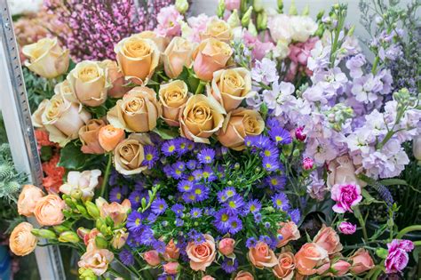 24 hour flower delivery service in toronto