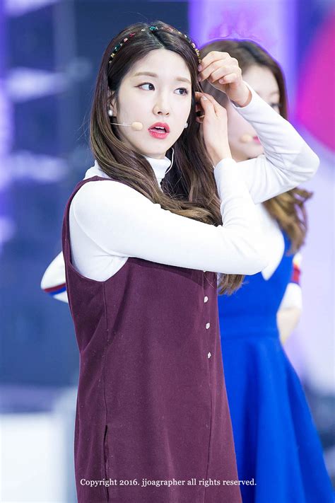 25. LABOUM