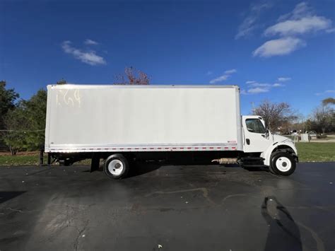 Pave Your Path to Prosperity with our Top-Rated 26ft Box Trucks For Sale – Let the Journey Begin!