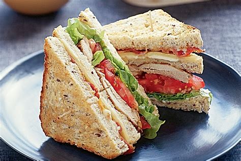 2745 Step By Step To Prepare Perfect Traditional Club Sandwich