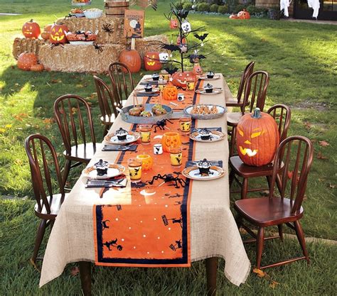 60 Awesome Outdoor Halloween Party Ideas DigsDigs