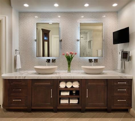 Bathroom Mirrors Stylish bathroom, Home goods decor, Bathroom mirror