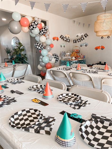 Two Wild Boho Chic Birthday 2nd birthday party for girl, Wild