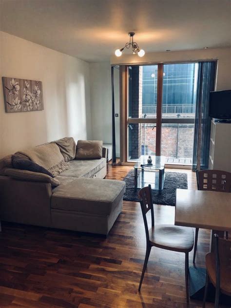 3 Bedroom House To Rent In Manchester City Centre In 2023