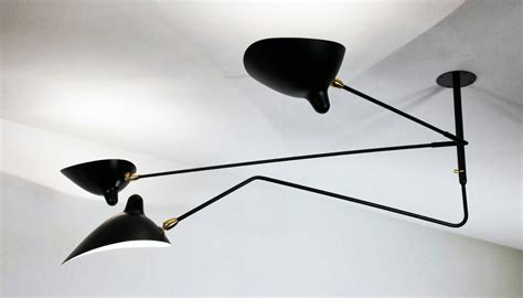 3-arm ceiling lights in a kitchen