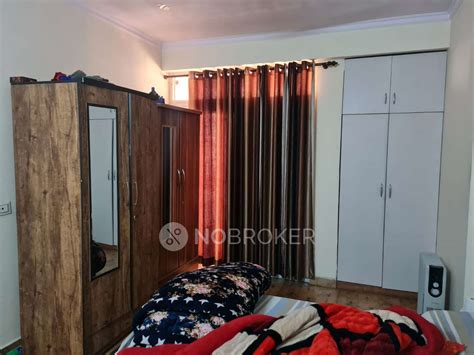 3 bhk flat for rent in vasundhara ghaziabad
