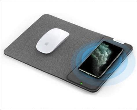 3. Lecone Elegant Mouse Pad