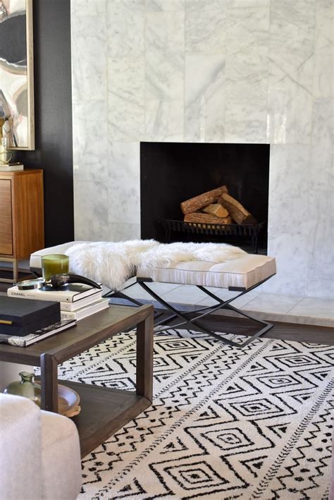 3. Limestone can add warmth to a modern scheme