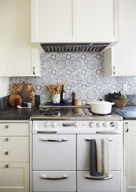 3. Patterned backsplashes
