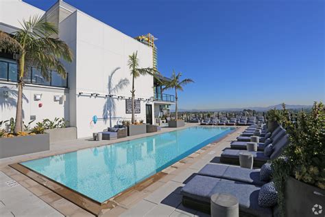 300 W Beech St Unit 1808, San Diego, CA 92101