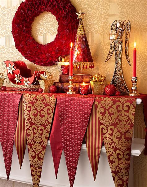 Beautiful gold Christmas table decor ideas Virily