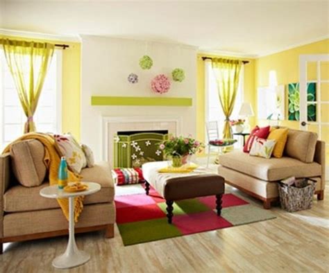 Chicandcolorfulspringlivingroomwithgreenthemes