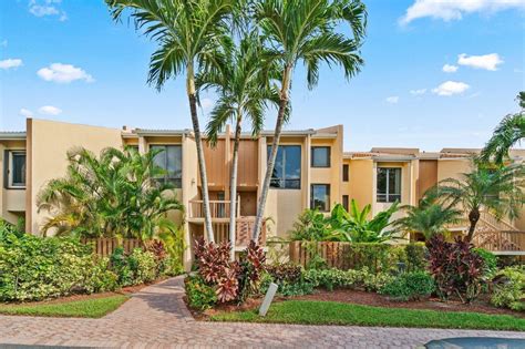 3605 Bridgewood Drive, Boca Raton, FL 33434 MLS RX10670412 Listing