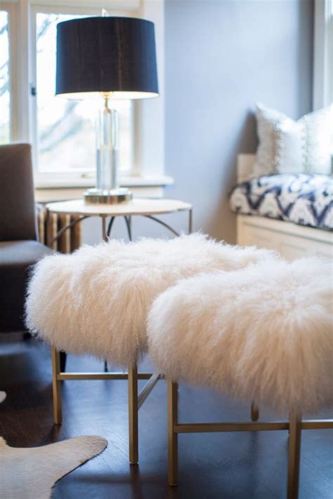 Want to make your house cozy this winter? Looking for winter decor tips