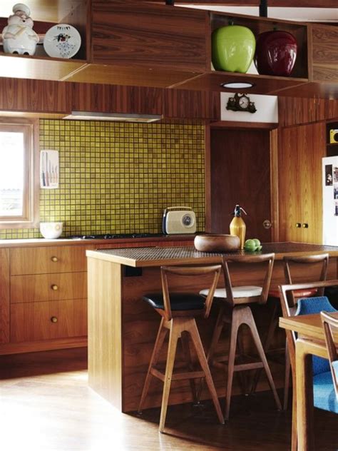 39 Stylish And Atmospheric MidCentury Modern Kitchen Designs